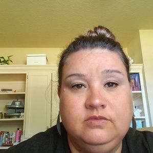 Meet your Posher, Stacey